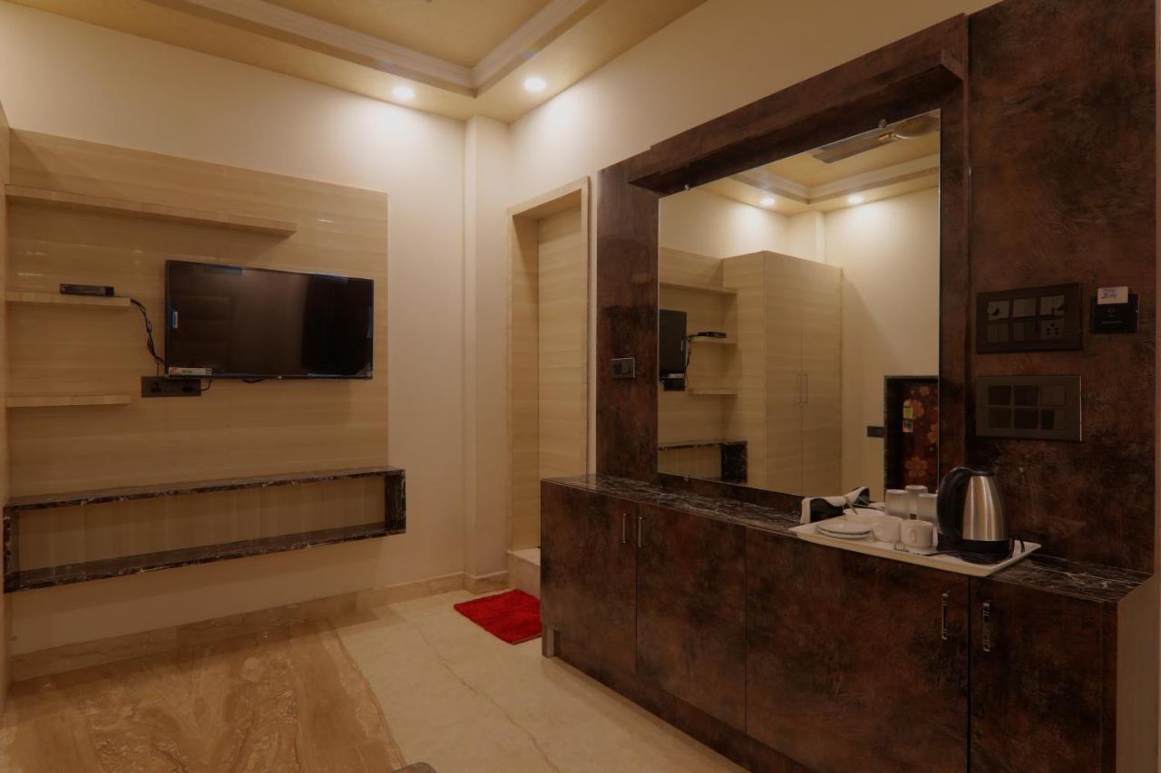فندق Shri Tirupati Residency لاكناو المظهر الخارجي الصورة